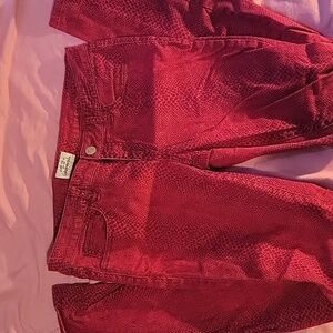 Aeropostale Ultra Skinny Magenta Snake Skin Print Pants Like New Size 7 / 8